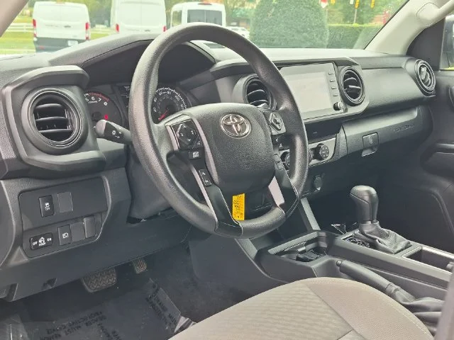 Used 2022 White Toyota SR image 20