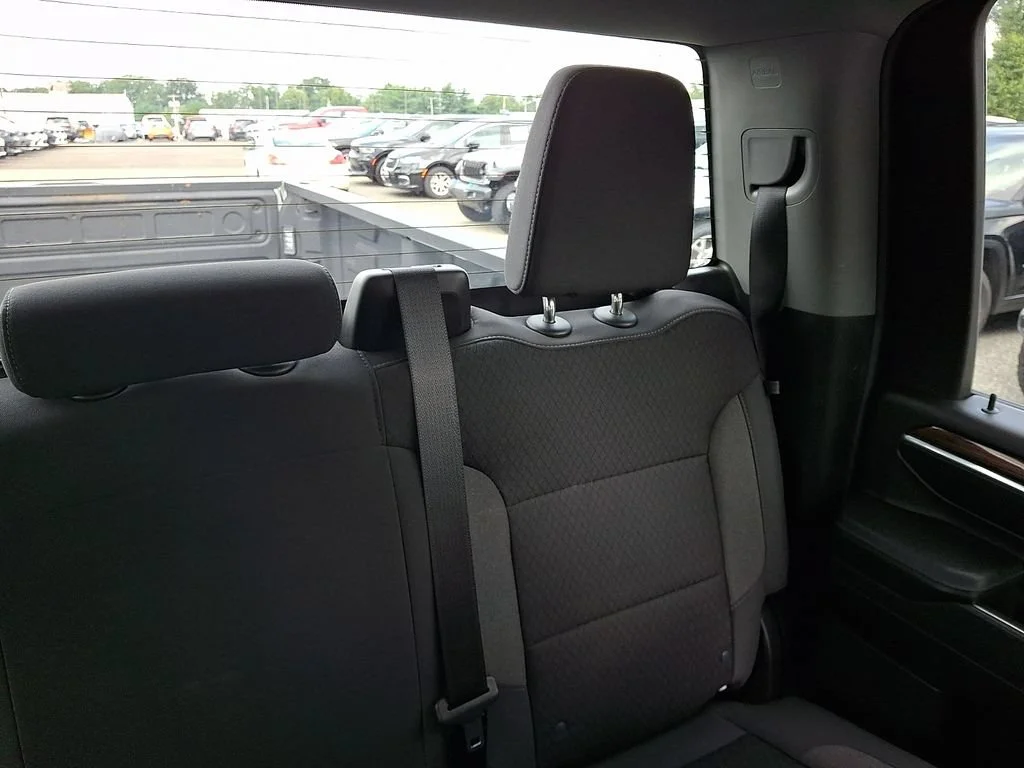 Used 2024 Summit White Chevrolet LT image 21
