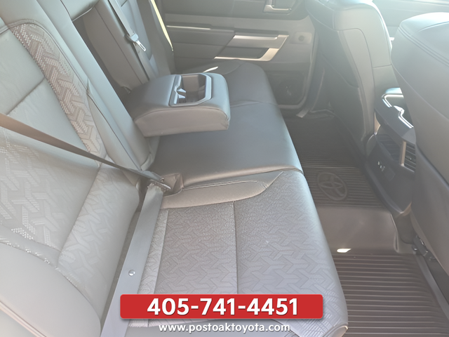 Used 2025  Toyota SR5 image 29
