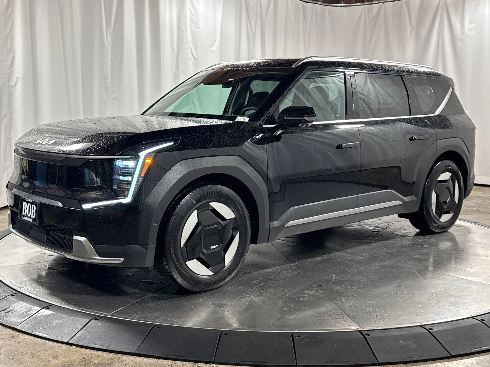 2026 Kia EV9 Wind AWD's photo
