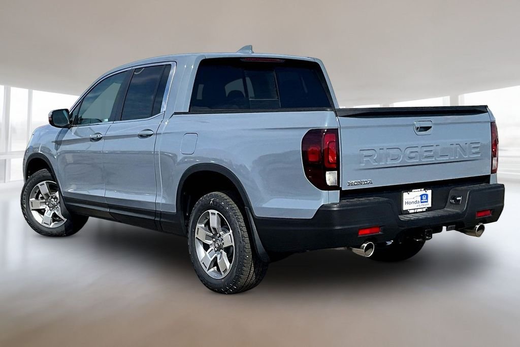 New 2026 Sonic Gray Pearl Honda RTL image 3
