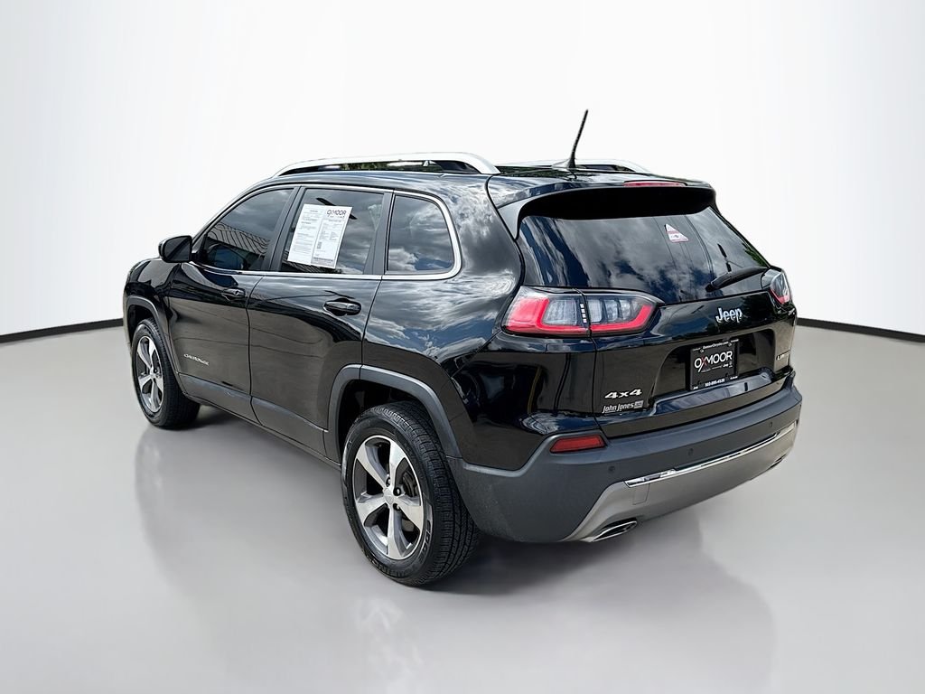 Certified Used 2020 Diamond Black Crystal Pearlcoat Jeep Limited image 5