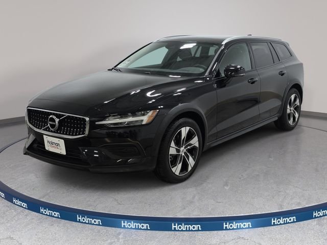 2020 Volvo V60 Cross Country T5 AWD Cross Country's photo