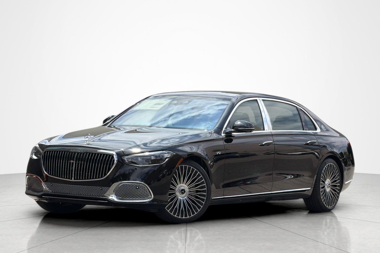 Used 2026 Obsidian Black Metallic Mercedes-Benz Maybach S 680 image 1