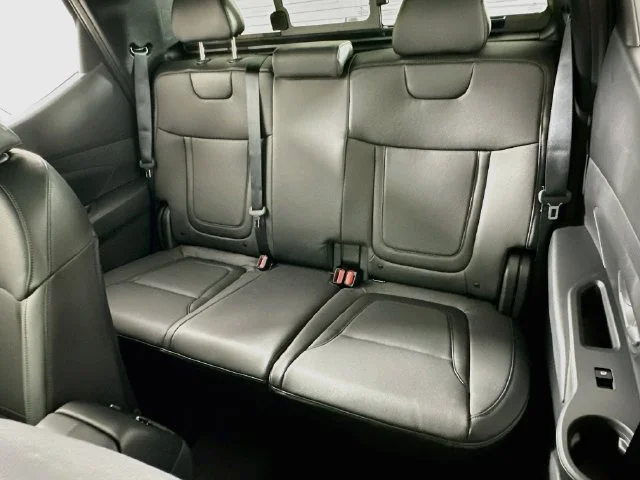 New 2027 Black Hyundai SEL image 11