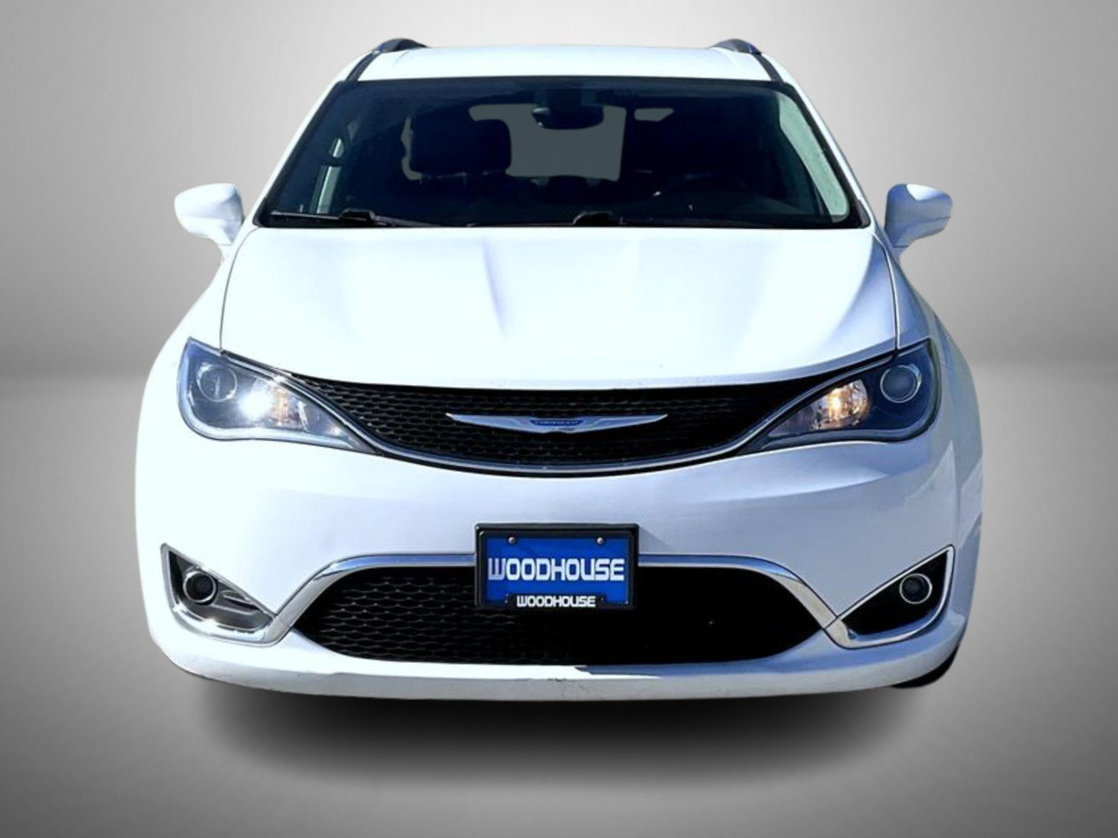 Used 2018 White Chrysler Touring L Plus image 2