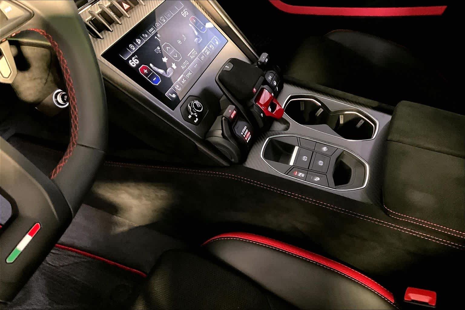 Used 2024 Nero Helene Metallic Lamborghini Performante image 16