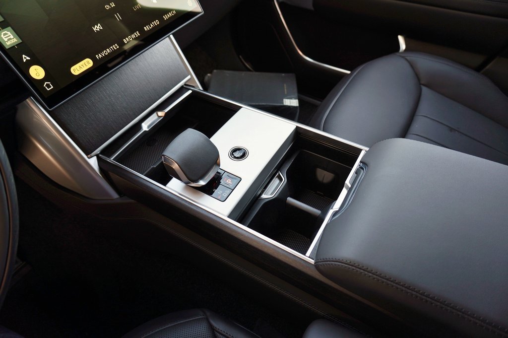 2026 LAND ROVER RANGE ROVER - Image 26