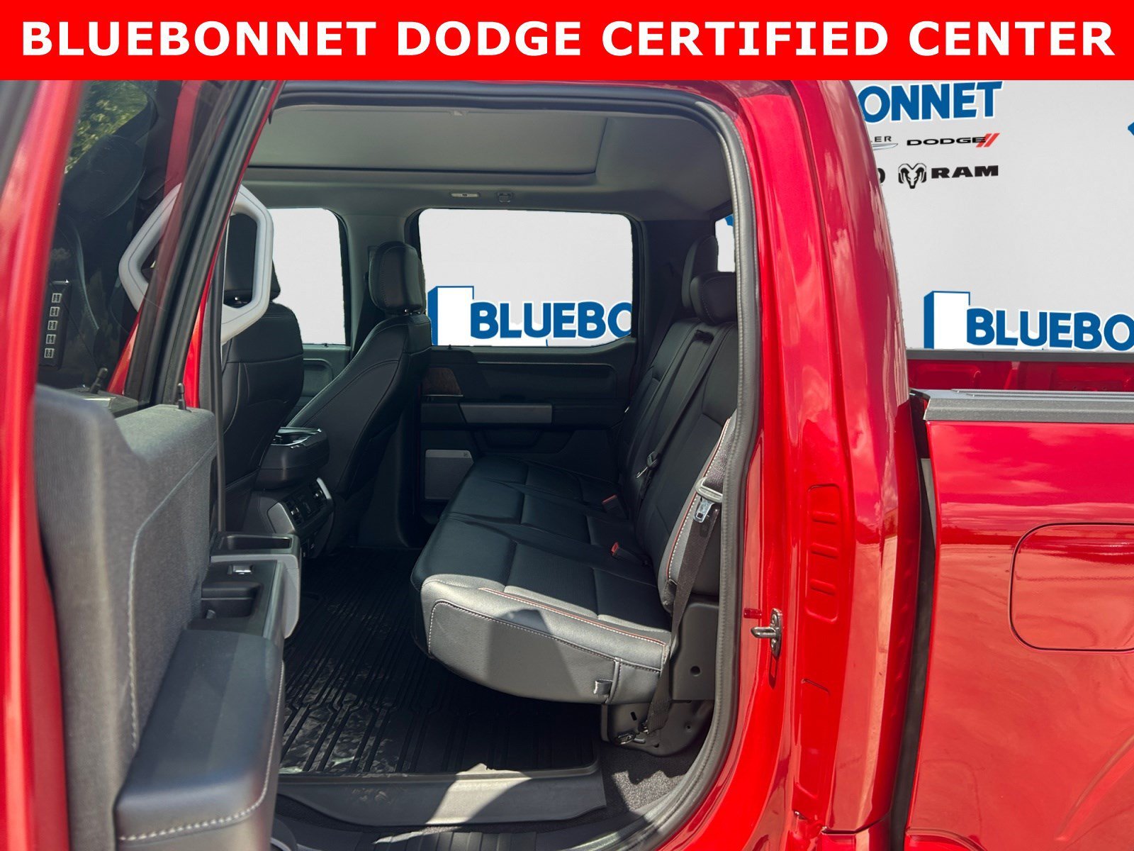 Used 2023 Rapid Red Metallic Tinted Clearcoat Ford LARIAT image 19