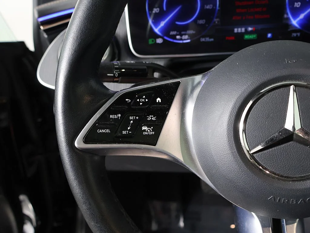 Used 2023 Black Mercedes-Benz 500 Sedan image 40