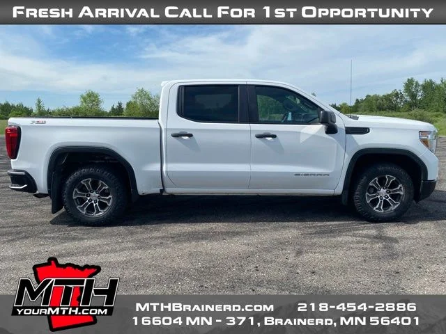 2019 GMC Sierra 4WD Crew Cab Standard Box's photo
