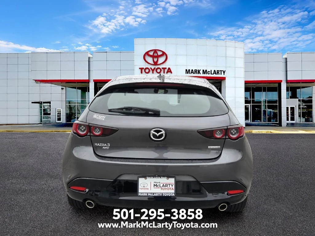 Used 2020 Gray Mazda Preferred image 4