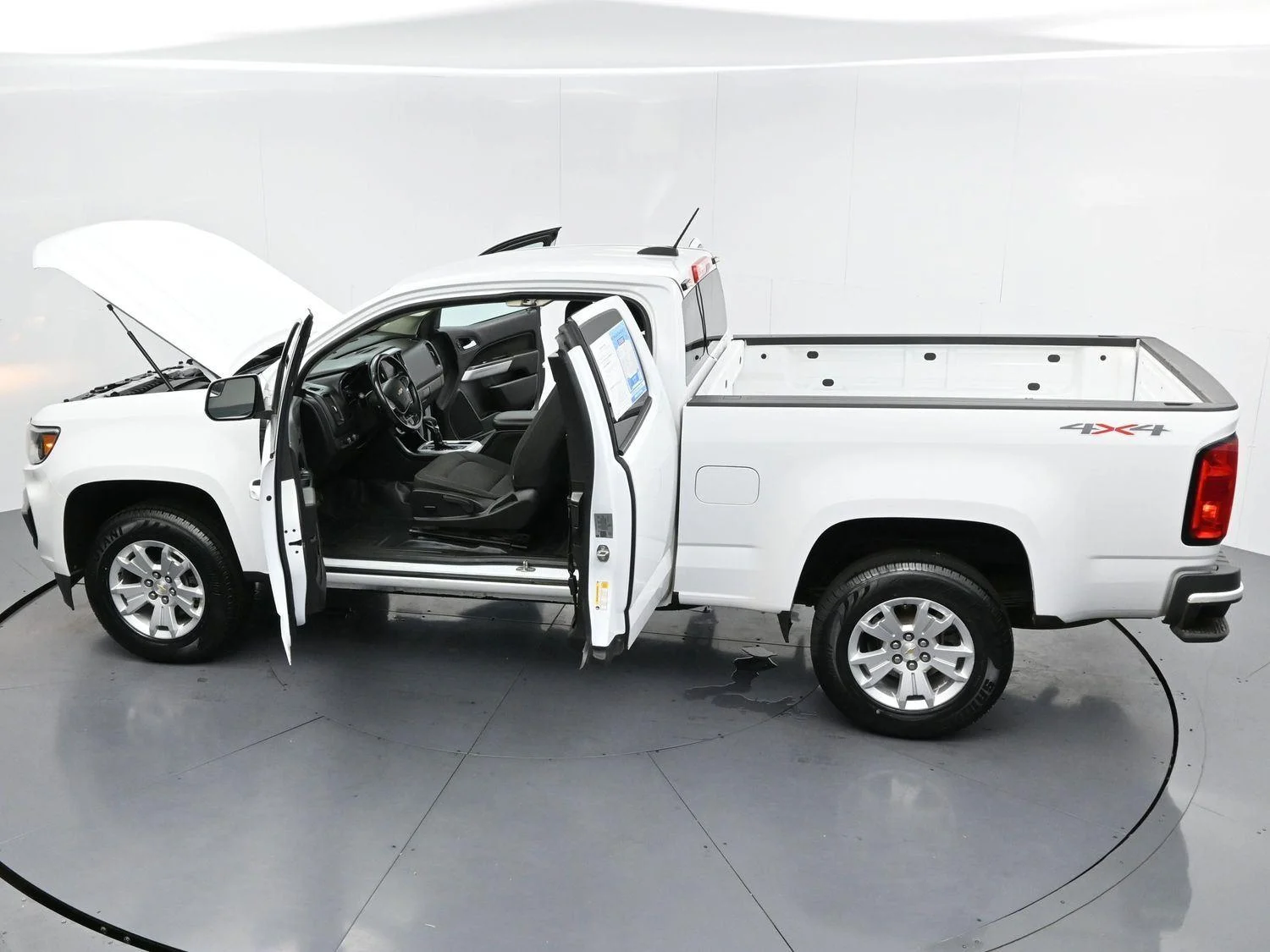Used 2022 Summit White Chevrolet 4WD LT image 39