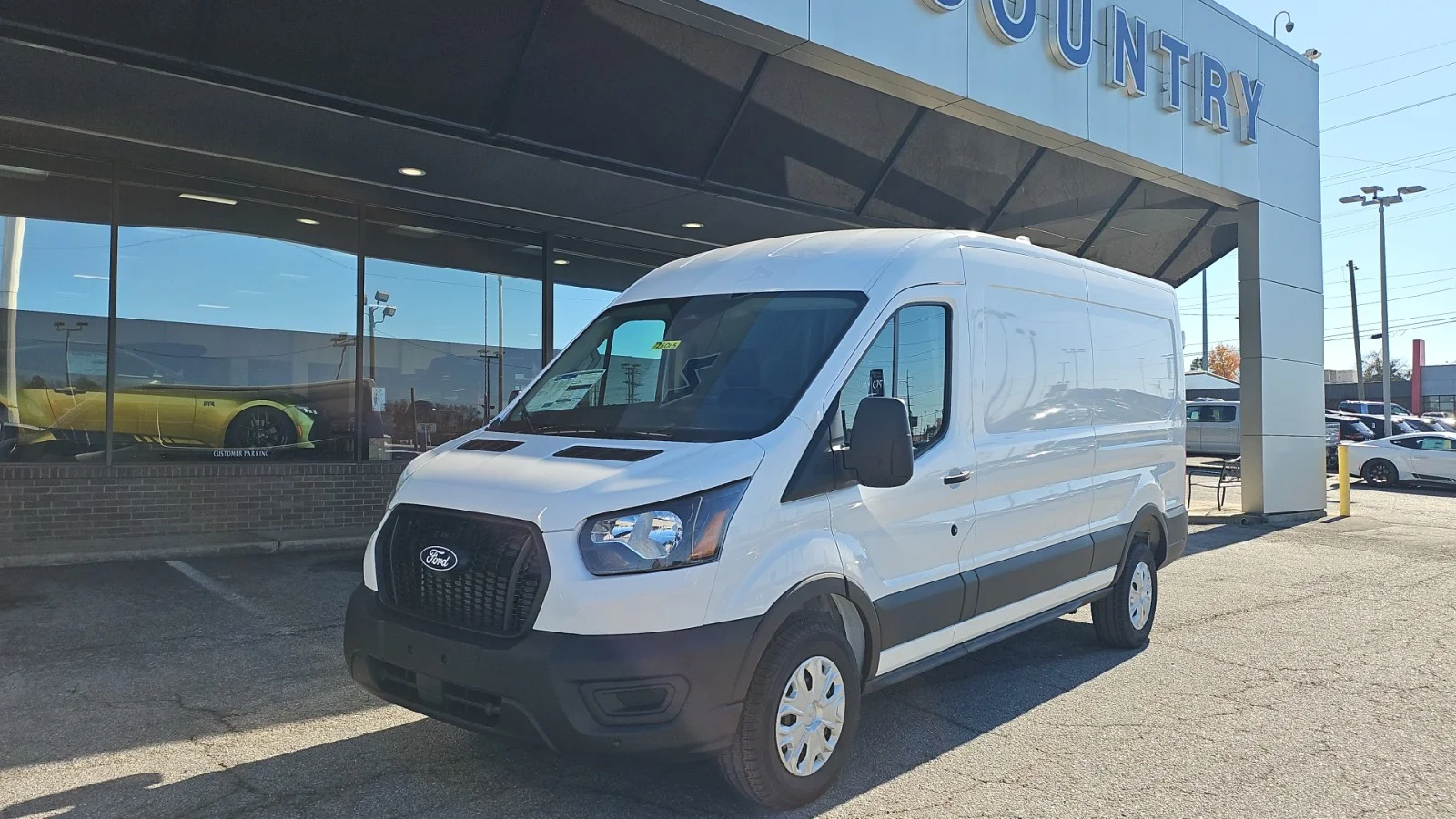 New 2026 Oxford White Ford 250 MR RWD image 2