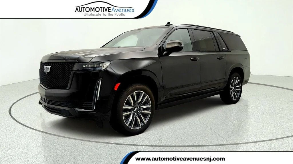 Used 2023 Black Raven Cadillac 4WD 4dr Sport Platinum w/ Super Cruise & Power Assist Steps image 1