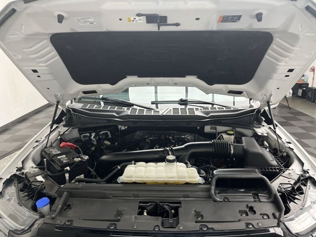 Used 2024 Avalanche Gray Ford LARIAT image 30