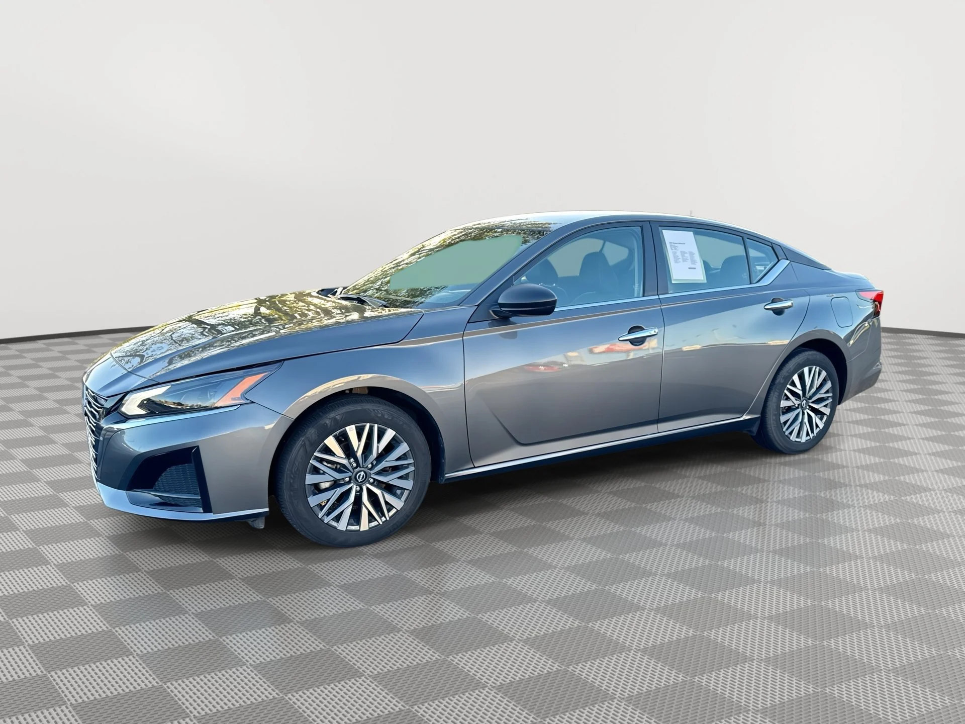 2025 Nissan Altima