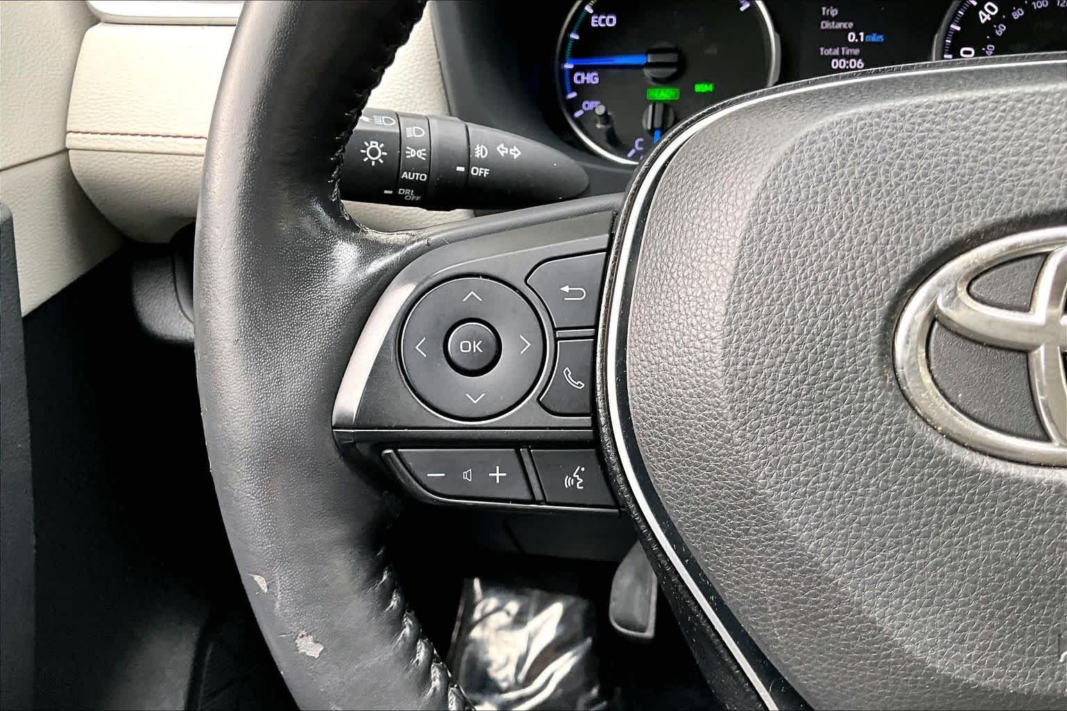 Used 2019 Blue Flame Toyota Hybrid XLE image 23