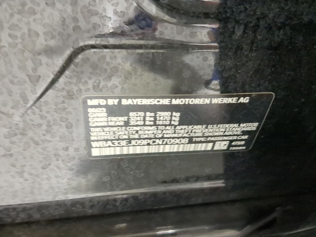 Used 2023 Black BMW 760i xDrive image 15