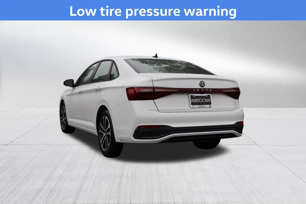 2026 Volkswagen Jetta Sport - Photo 6