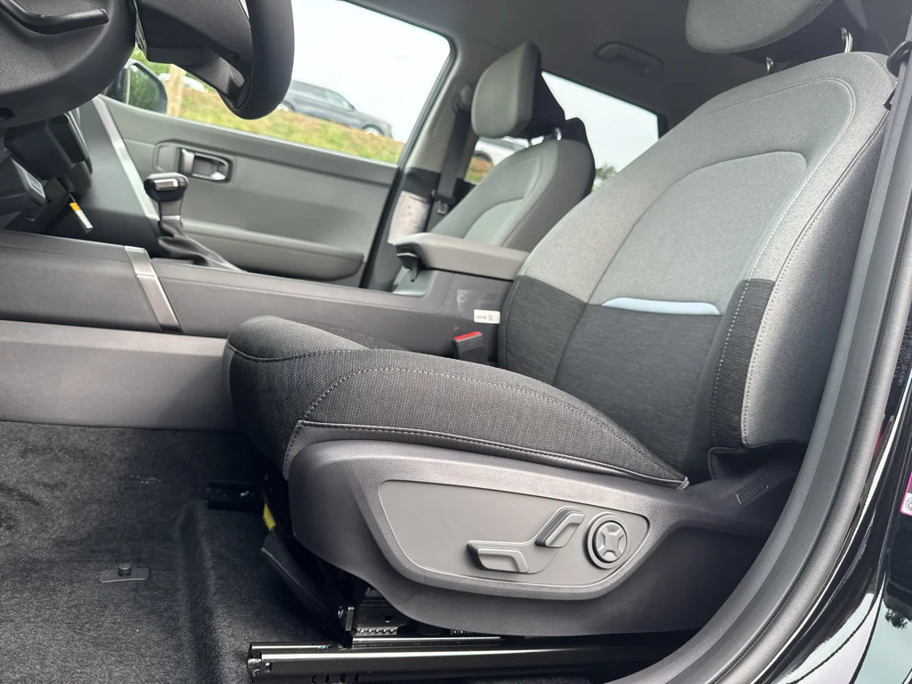 New 2027 Aurora Black Pearl Kia S image 14