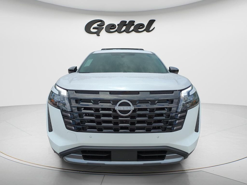 New 2026 Everest White Pearl TriCoat Nissan Platinum image 2