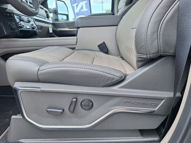 New 2026 Carbonized Gray Metallic Ford F-450® Platinum® image 27