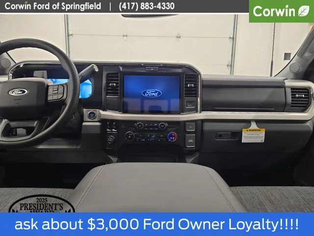 New 2026 Oxford White Ford F-250® XLT image 15