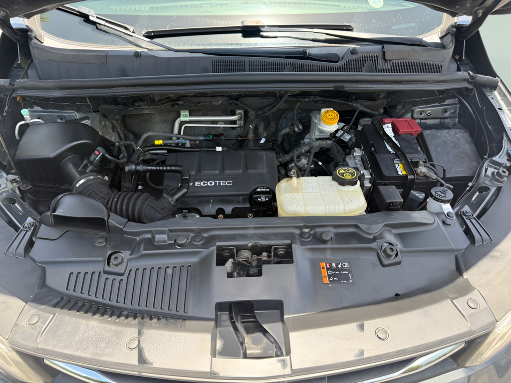 Used 2019 Gray Chevrolet LT image 40