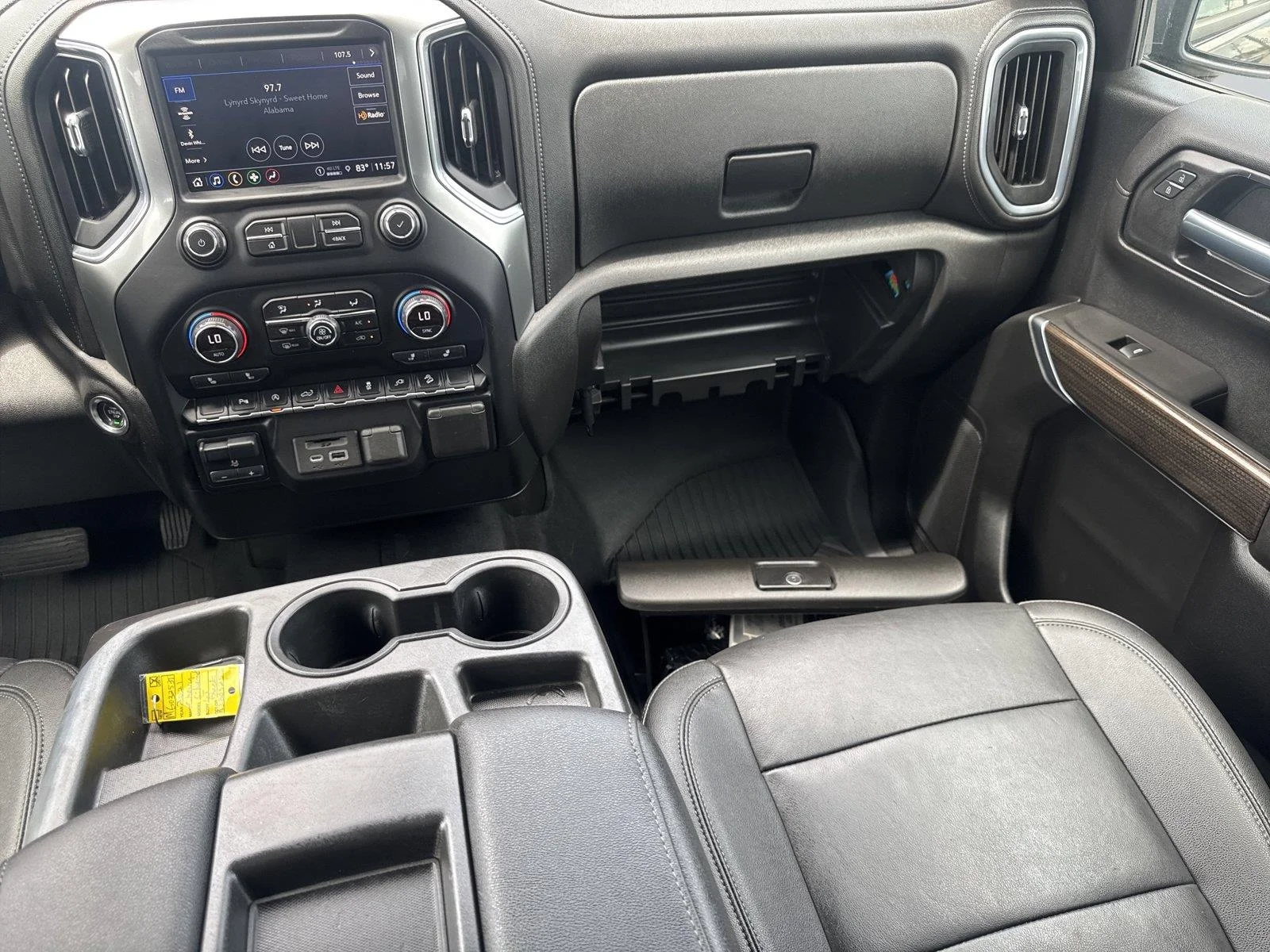 Used 2021 BLACK Chevrolet LT image 15