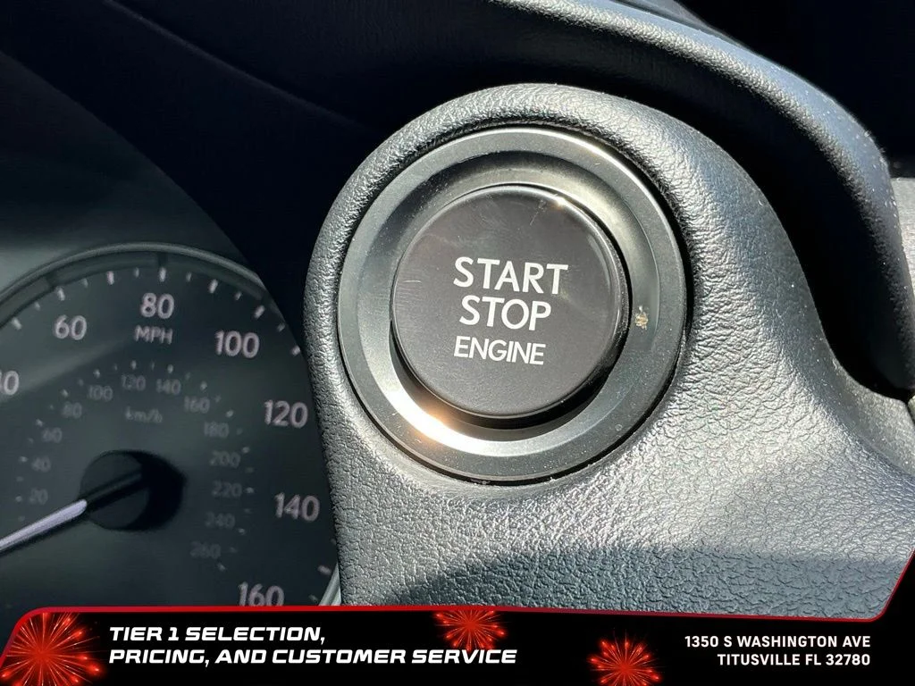 Used 2023 White Lexus 300 image 26