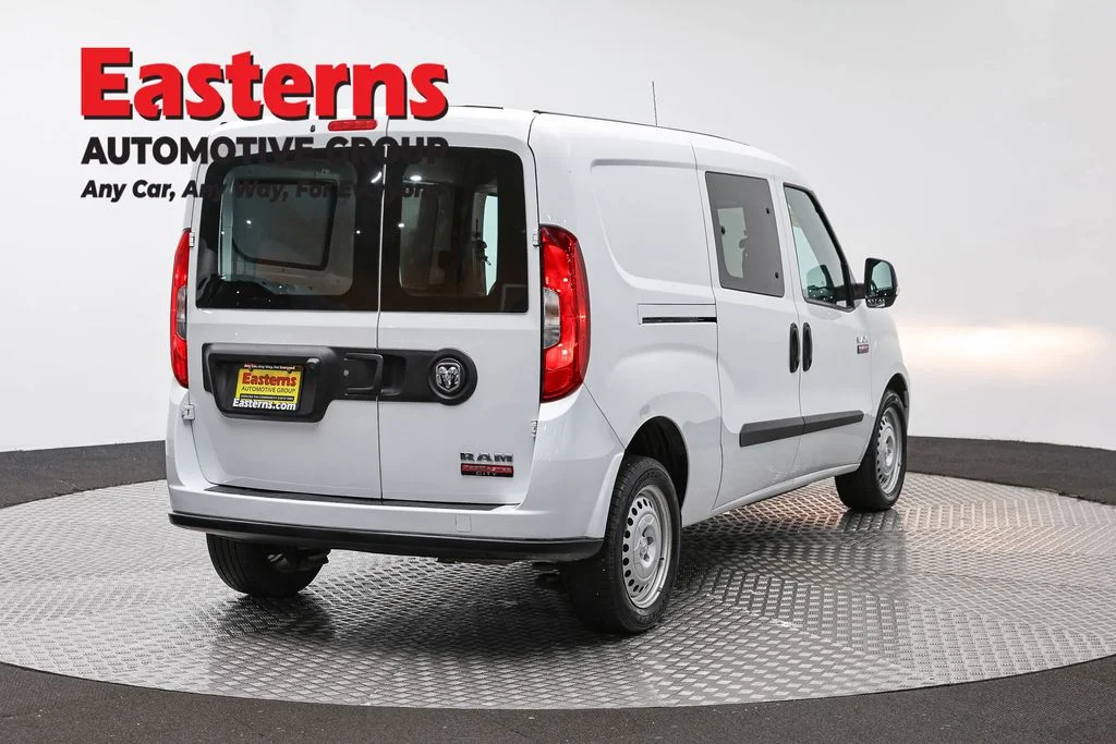 Used 2022 White Ram Base image 5