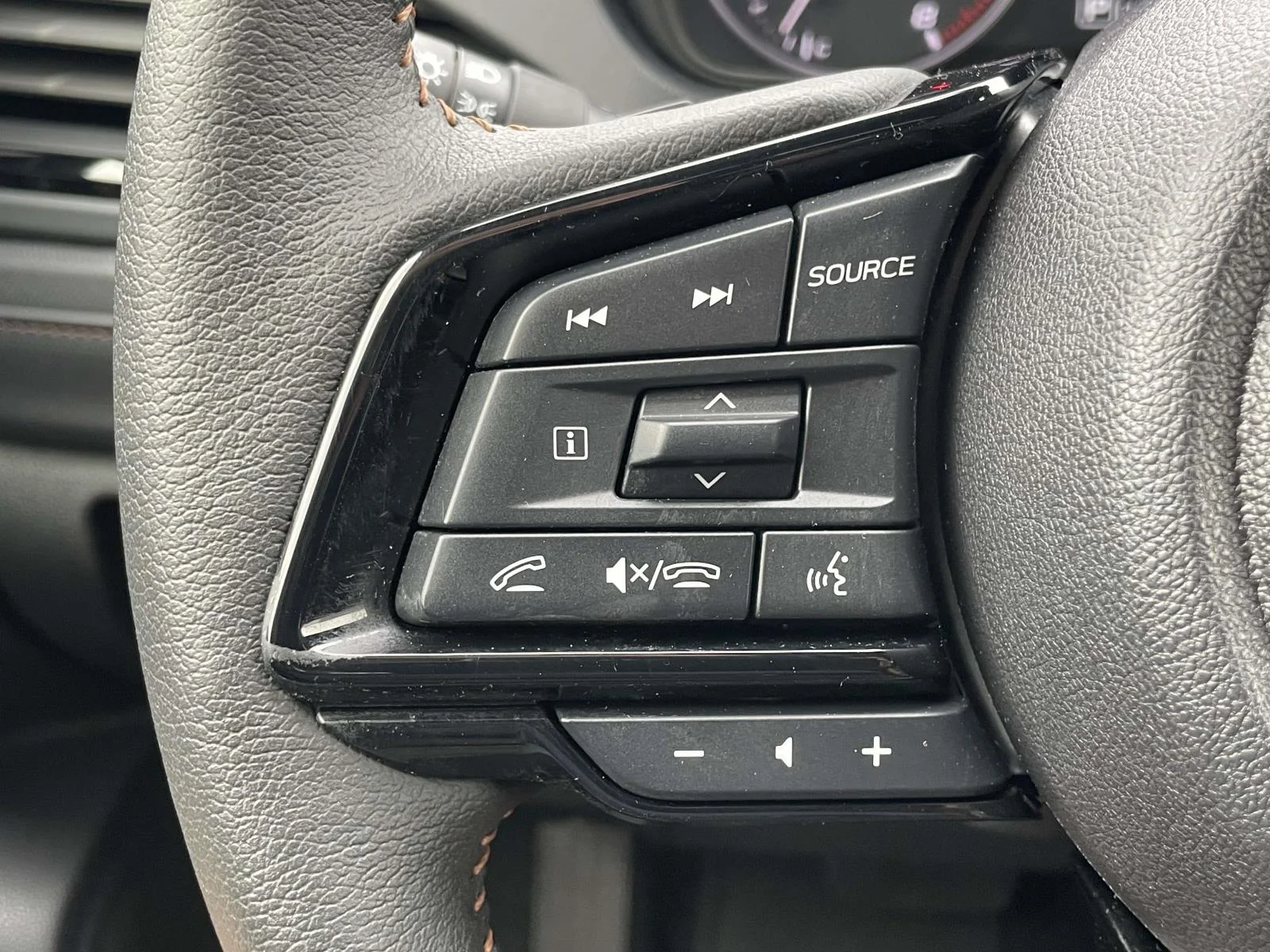 Used 2025 Crystal Black Silica Subaru Touring image 10