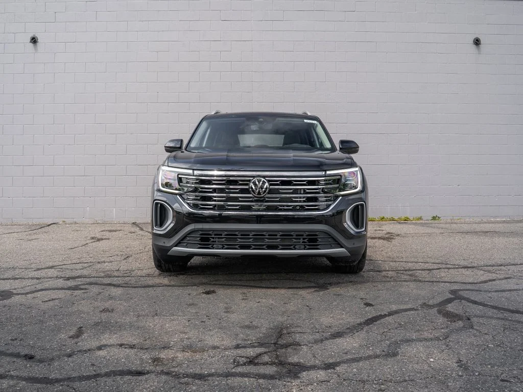 New 2026 Black Volkswagen 2.0T SEL image 2
