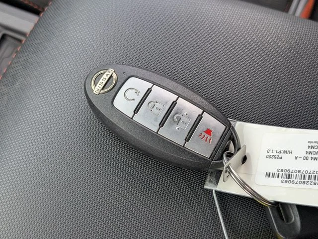 Used 2022 Red Nissan PRO-X image 24