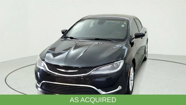 Used 2015 Black Chrysler Limited image 3