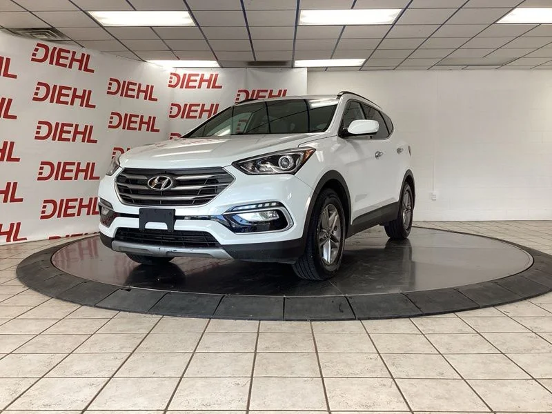 Used 2017 White Hyundai 2.4 Base image 3