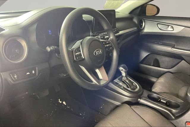 Used 2020 Gray Kia FE image 6