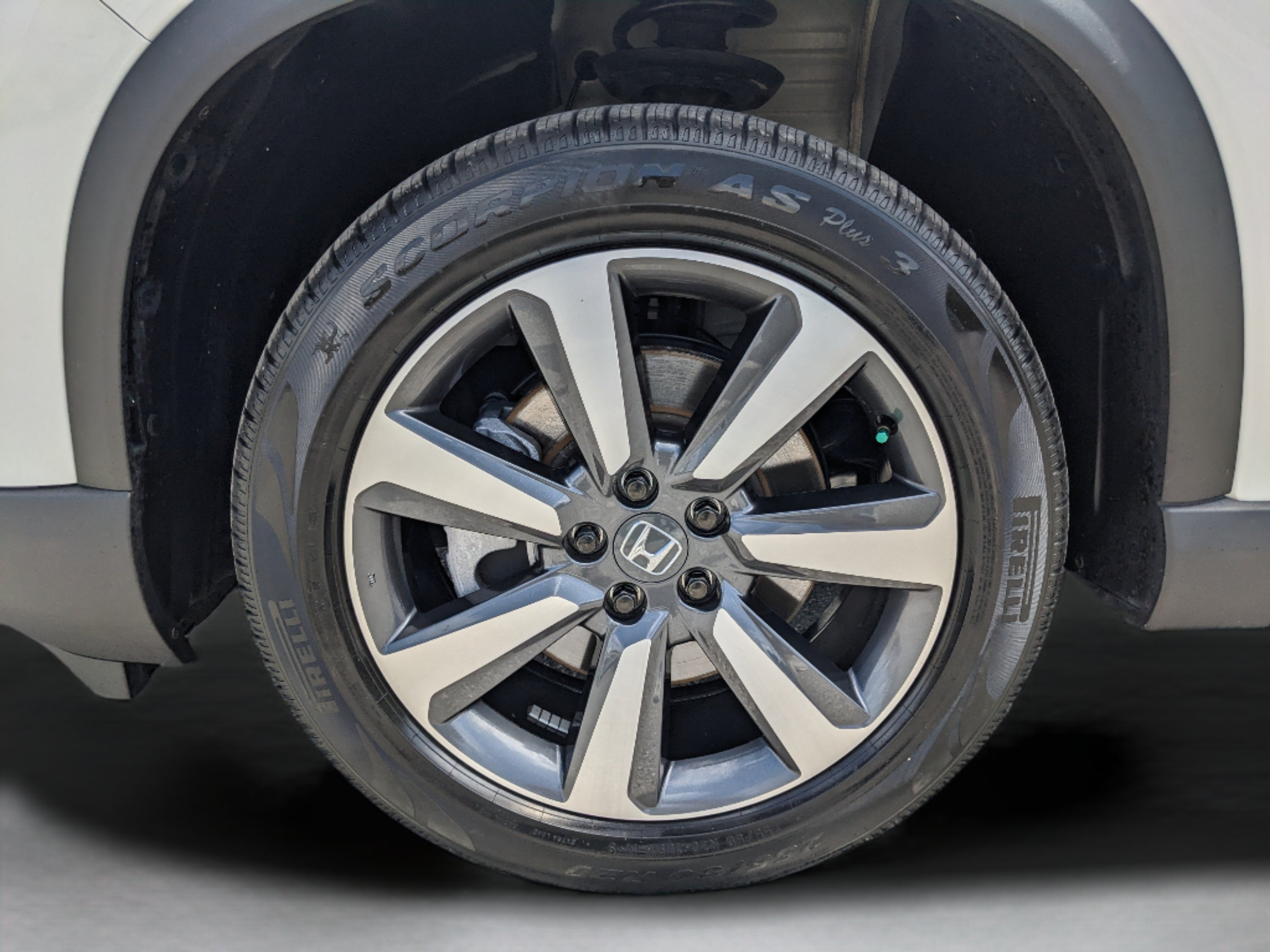 Certified Used 2025 Platinum White Honda Touring image 36