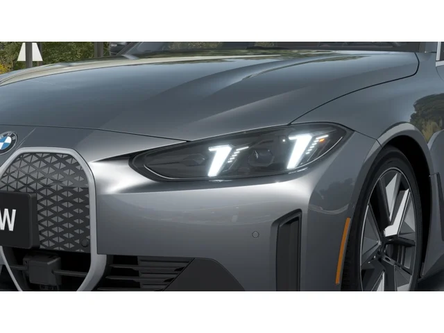 New 2026 Skyscraper Grey Metallic BMW xDrive40 image 6