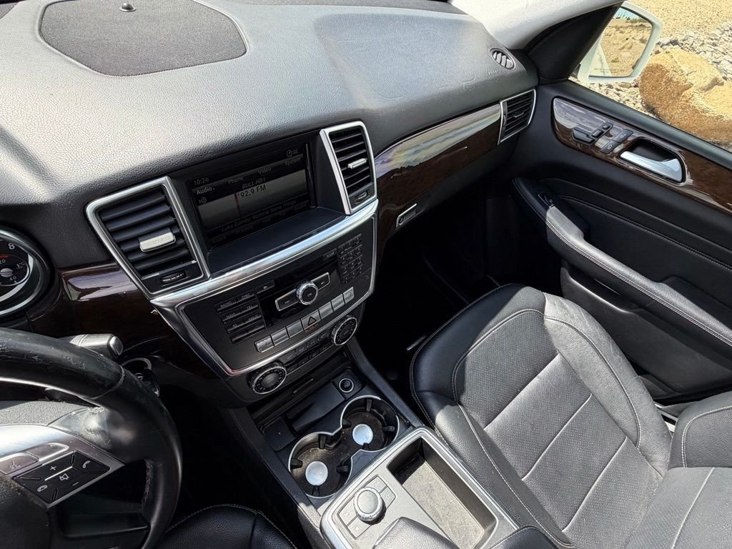 Used 2014 White Mercedes-Benz ML 350 image 18