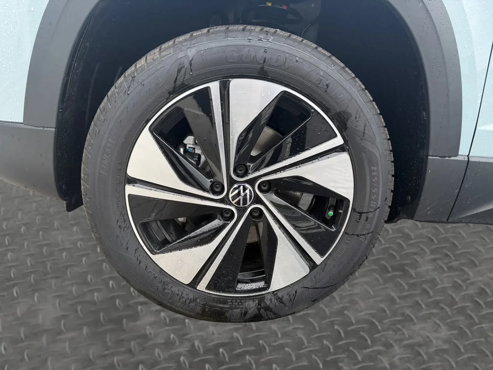New 2026 Monument Gray Volkswagen SE image 9