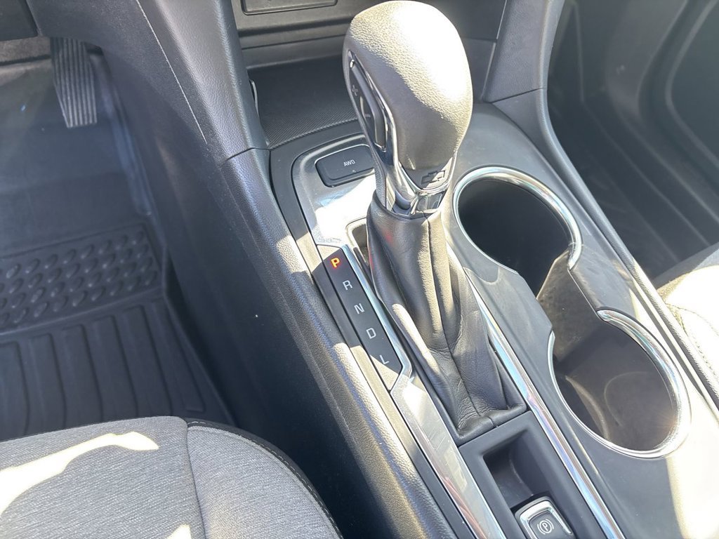 2022 Chevrolet Equinox LT - Photo 20