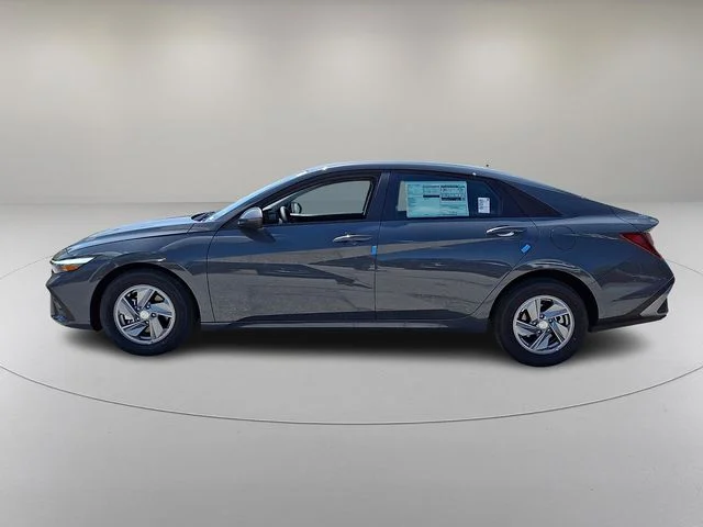 New 2026 Gray Hyundai SE image 4