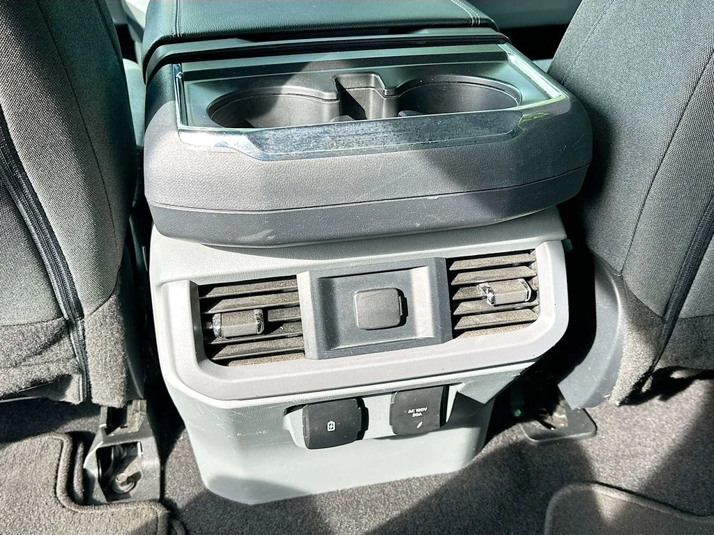 Used 2024 Black Ford XLT image 25