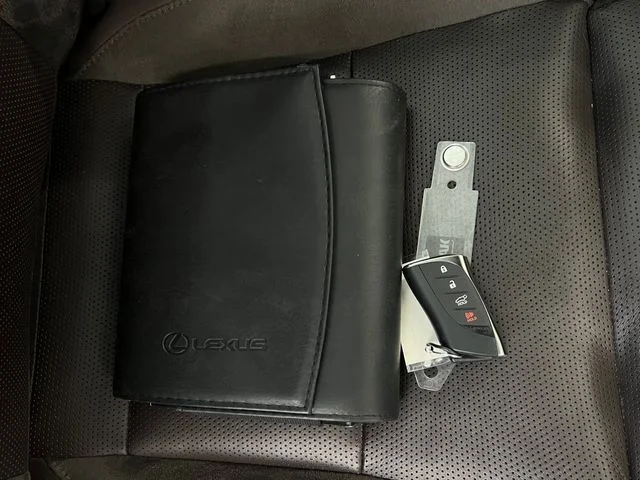 Certified Used 2025 Iridium Lexus 450h+ Luxury image 61