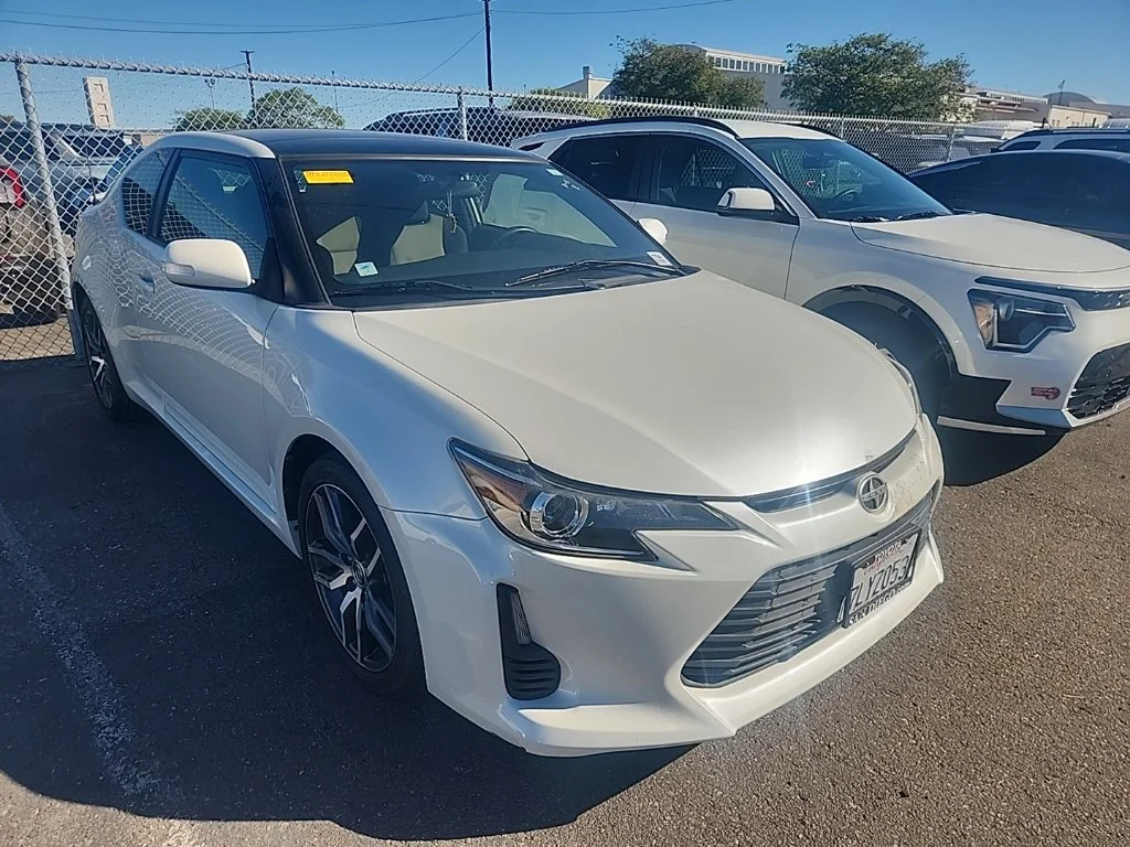 Used 2016 White Scion Base image 1