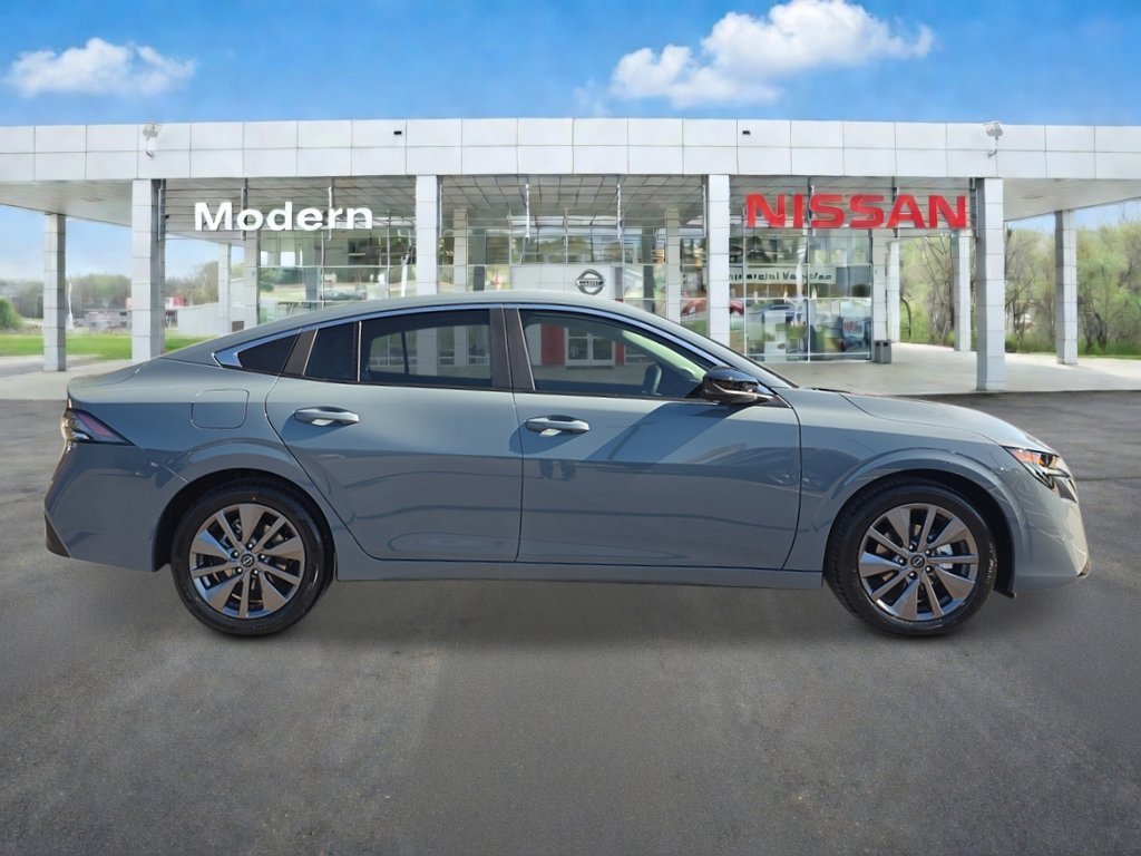 New 2026 Atlantic Gray Metallic Nissan SL image 6