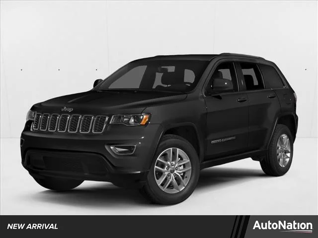 Used 2017 Diamond Black Crystal Pearlcoat Jeep Laredo image 1