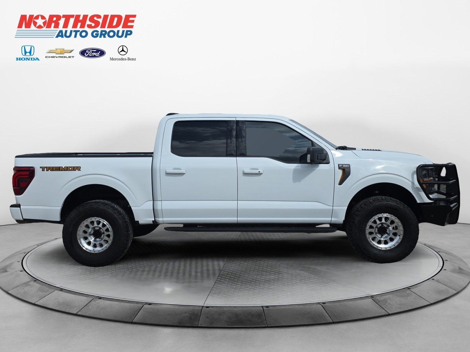 Used 2024 White Ford Tremor image 8